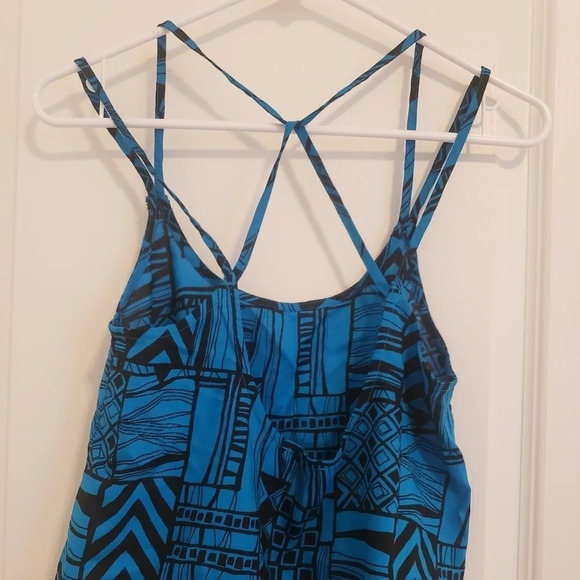 2 Cropped Tank Tops VANS/Zine - Picture 5 of 7